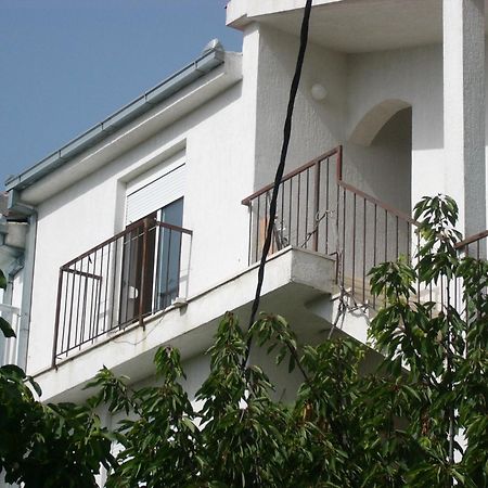 Apartments Prizmic โปดสตรานา ภายนอก รูปภาพ