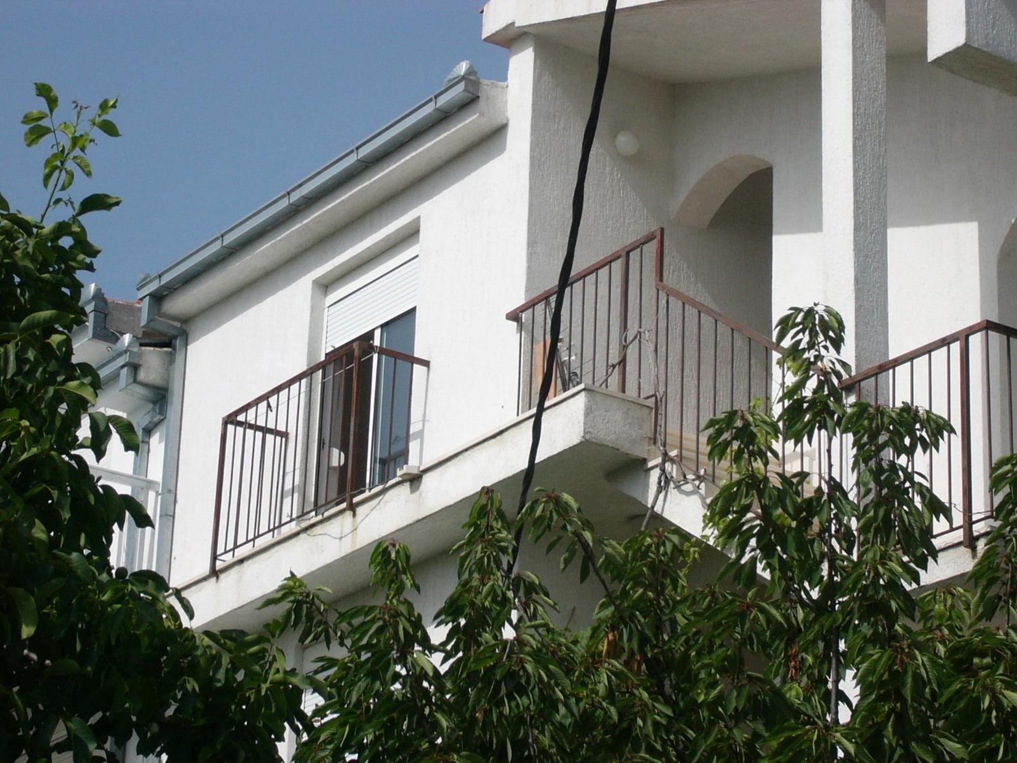 Apartments Prizmic โปดสตรานา ภายนอก รูปภาพ